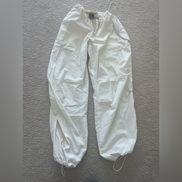 Cream Wide-Leg Pants - Picture 3 of 5